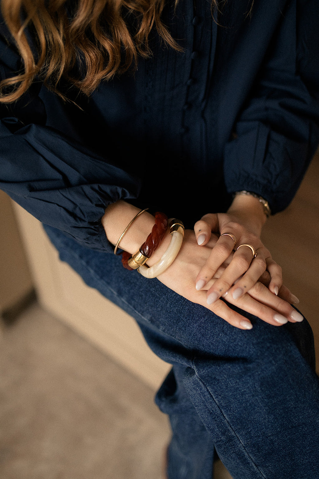 Bracelet blanc crème en résine